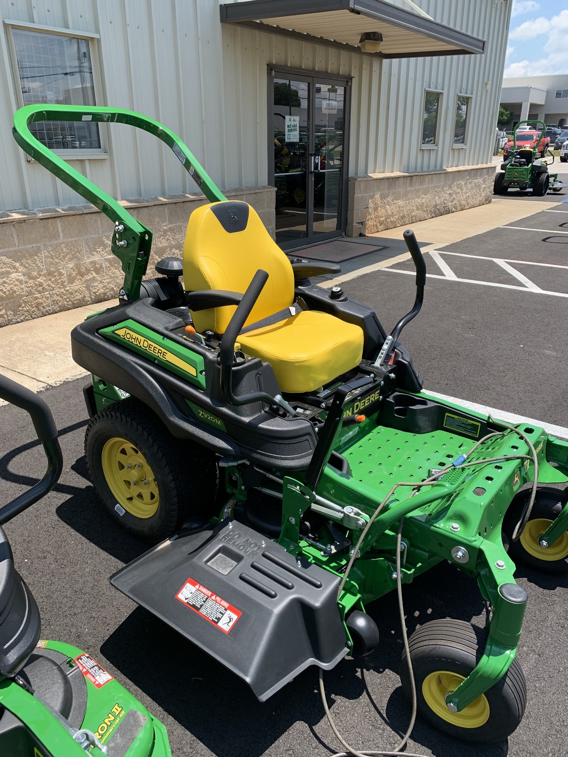 2023 John Deere Z920M Image 2