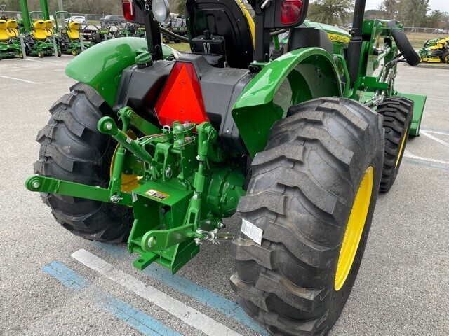 2023 John Deere 5045E Image 5