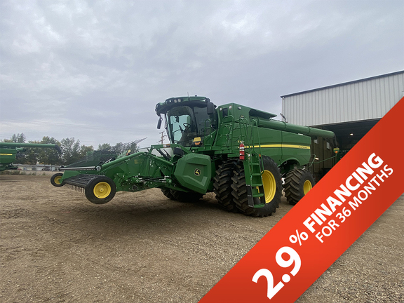 Photo of a 2022 John Deere S790