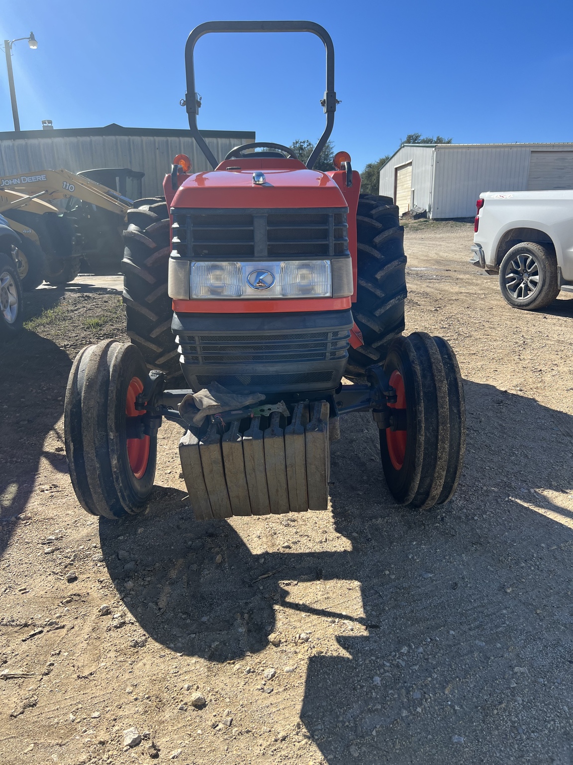 2007 Kubota MX5000 Image 2