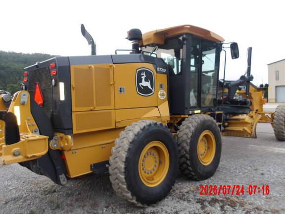 2023 John Deere 672G