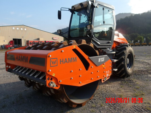 Photo of 2023 Hamm H12iP