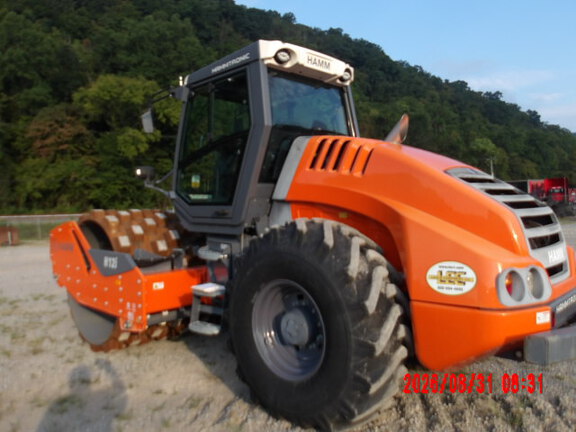 2023 Hamm H12IP