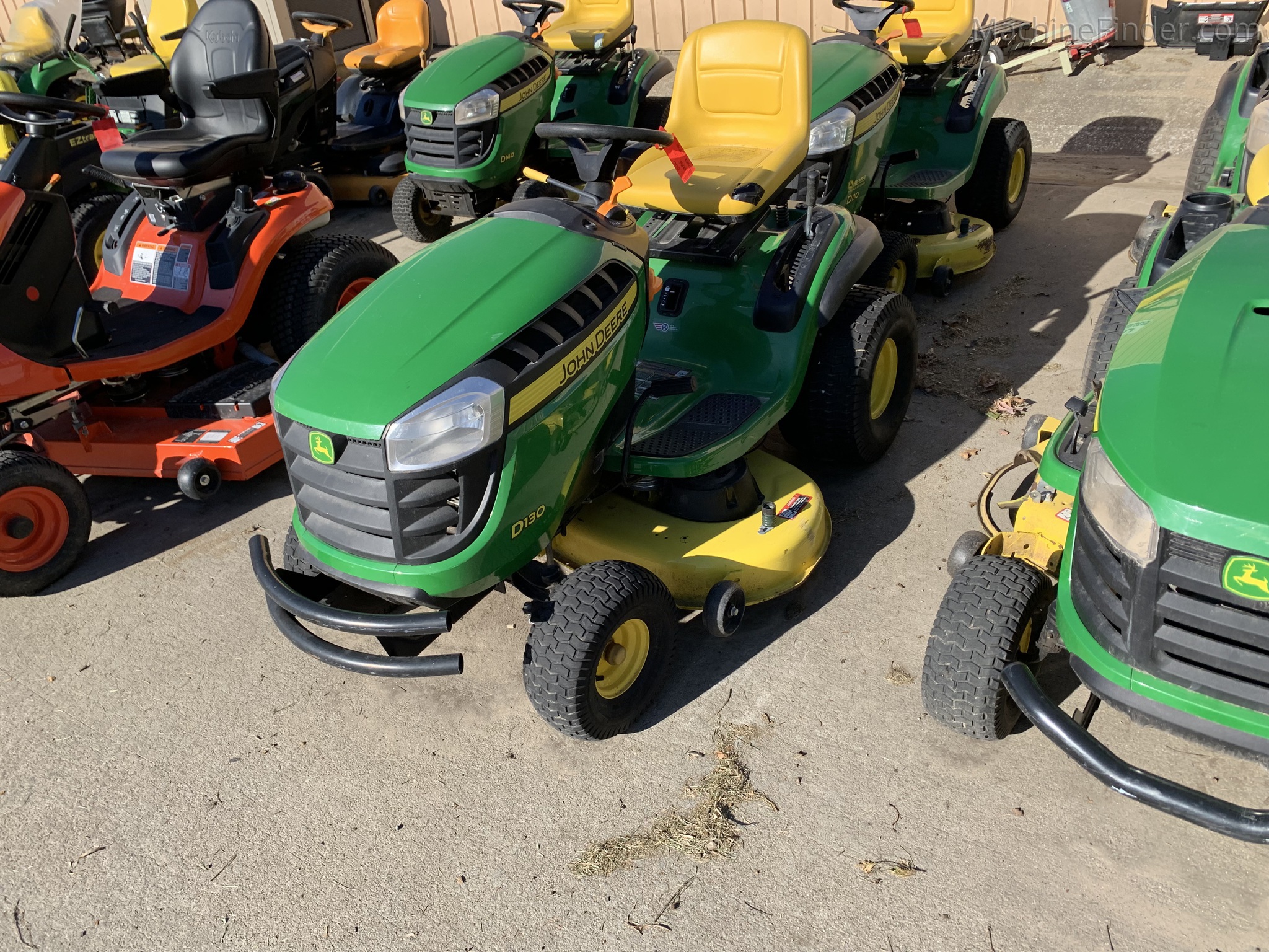 John deere best sale lawn tractor d130