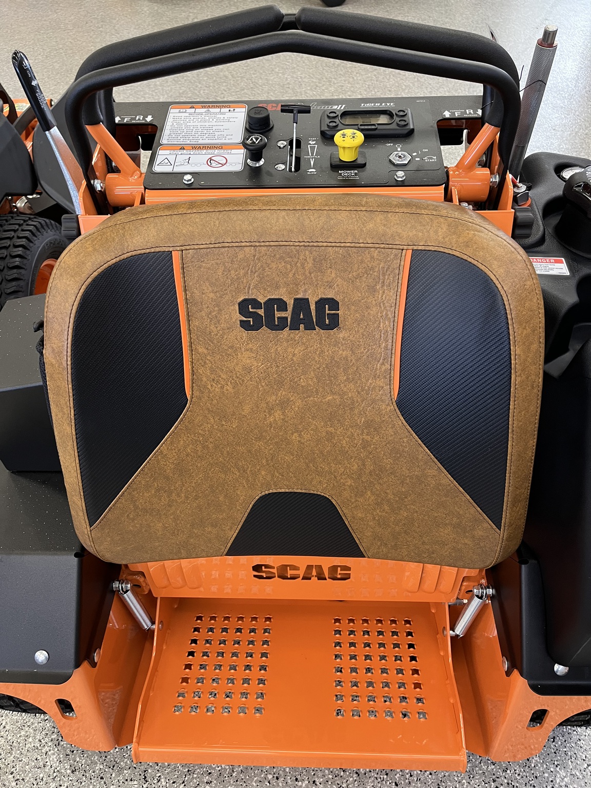 2023 Scag SVRII-48V-22FX Image 2
