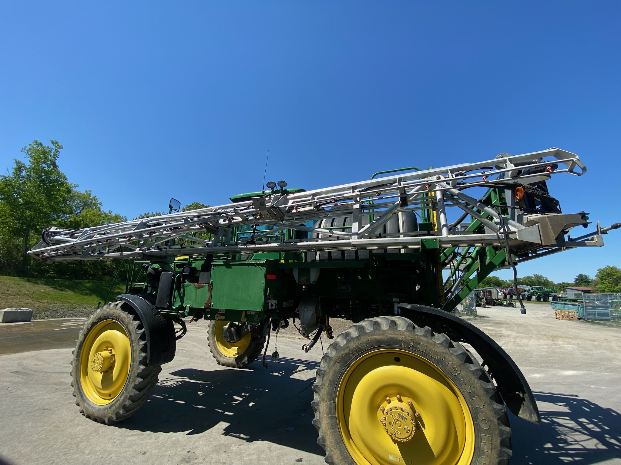 2013 John Deere 4730 Image 2