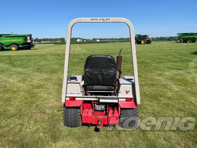 Used 2009 Ventrac 4200 Compact Utility Tractors at Koenig Equipment in Urbana, OH - PhotoXL4