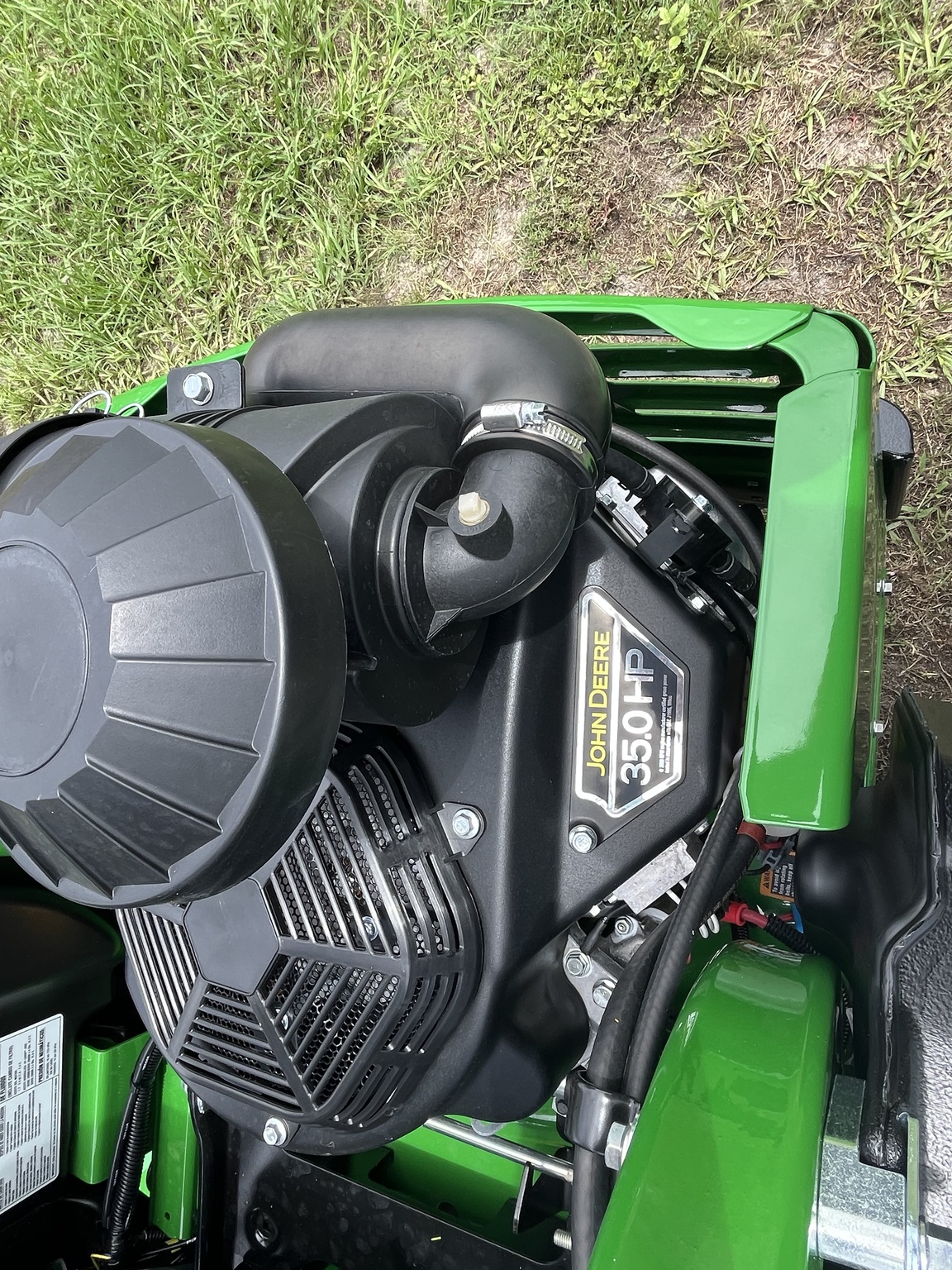2025 John Deere Z970R Image 4