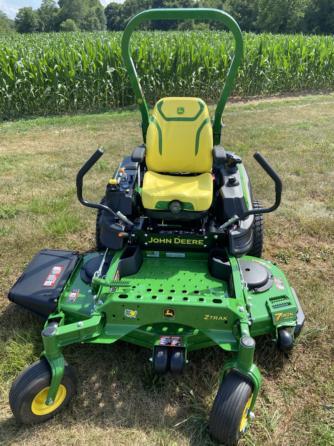 2024 John Deere Z930M Image 9