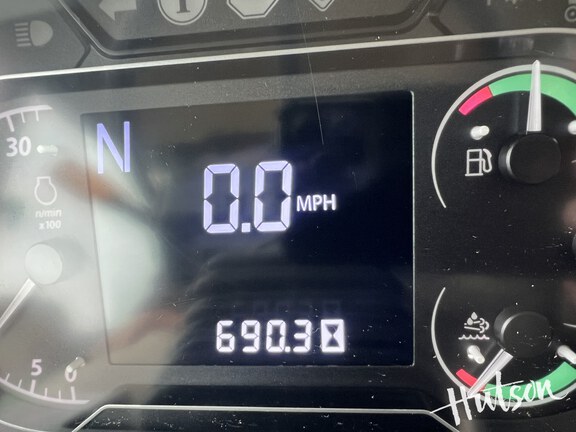 Photo of 2023 John Deere 6105E