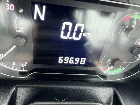 Photo of 2023 John Deere 6105E