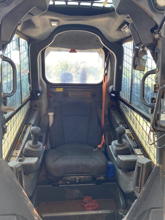 2019 John Deere 333G Photo 7