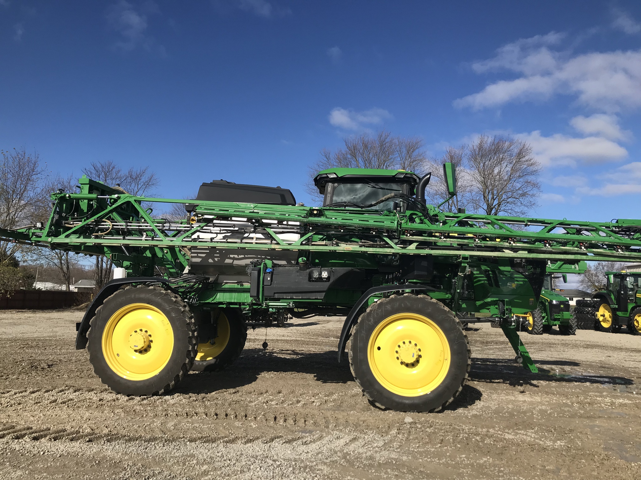 2023 John Deere 412R Image 9