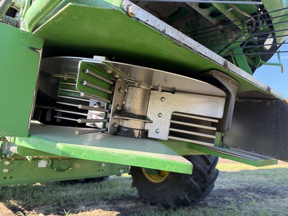 2024 John Deere S780 - Photo23