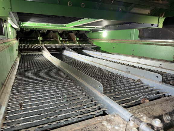 2024 John Deere S780 - Photo18