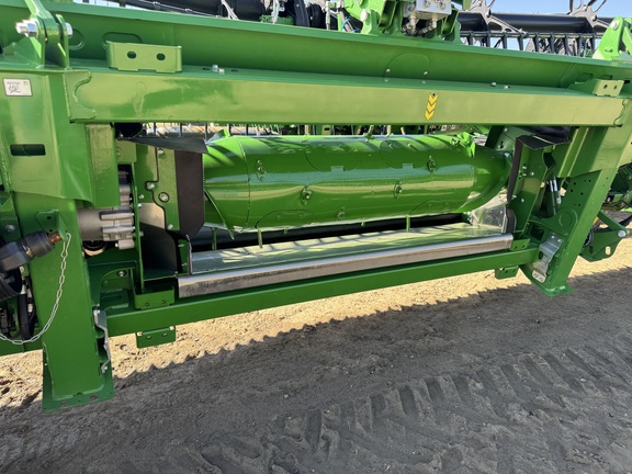 Used 2023 John Deere HD45R Combine Platforms at Horizon Ag & Turf in Warburg, AB - Photo4