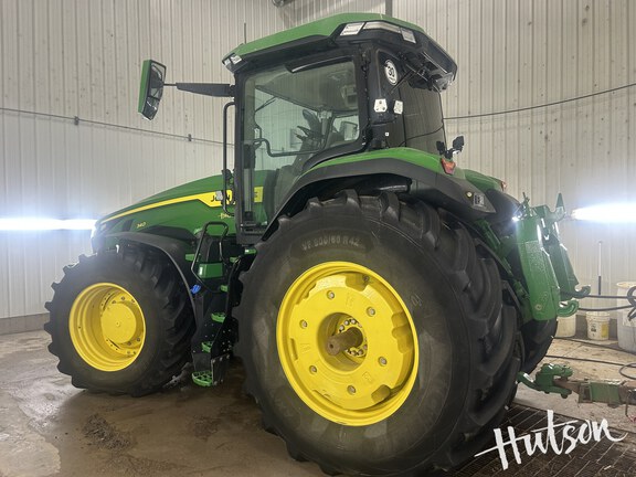 Photo of 2024 John Deere 8R 340