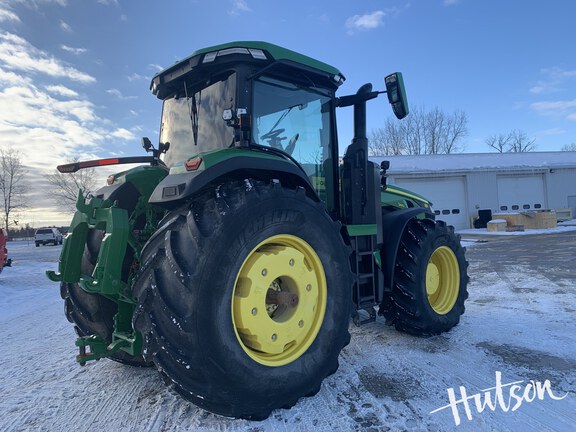 Photo of 2024 John Deere 8R 340