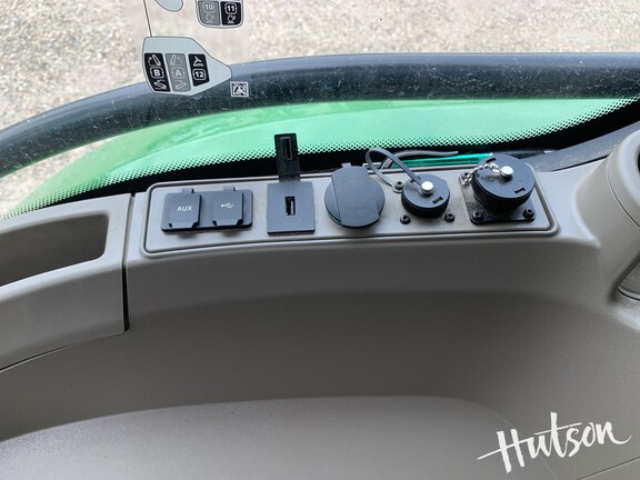 Photo of 2024 John Deere 8R 340