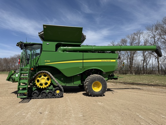 2024 John Deere S790 - Photo6