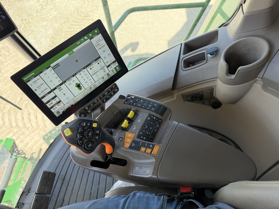 2024 John Deere S790 - Photo46