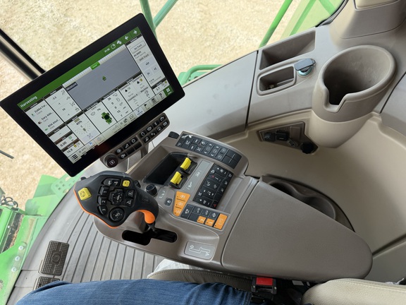 2024 John Deere S790 - Photo47