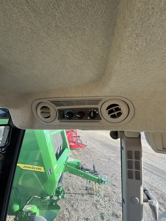 2023 John Deere 5100E (8th thumbnail)