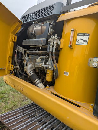 2017 John Deere 160G LC