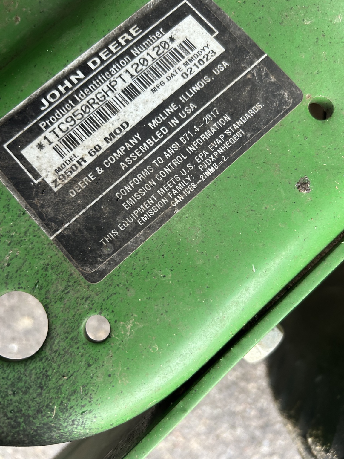 2023 John Deere Z950R Image 11