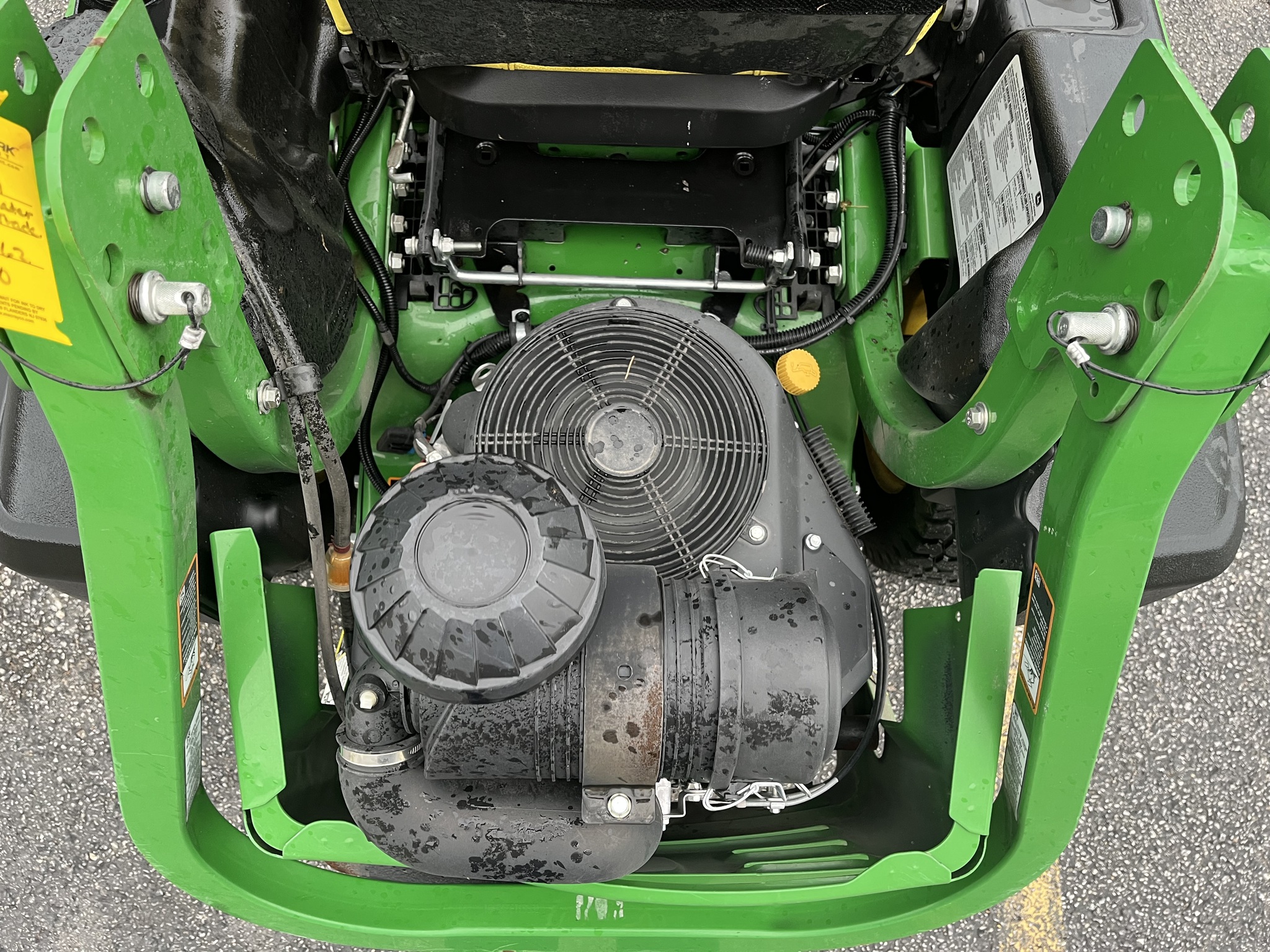 2023 John Deere Z950R Image 10