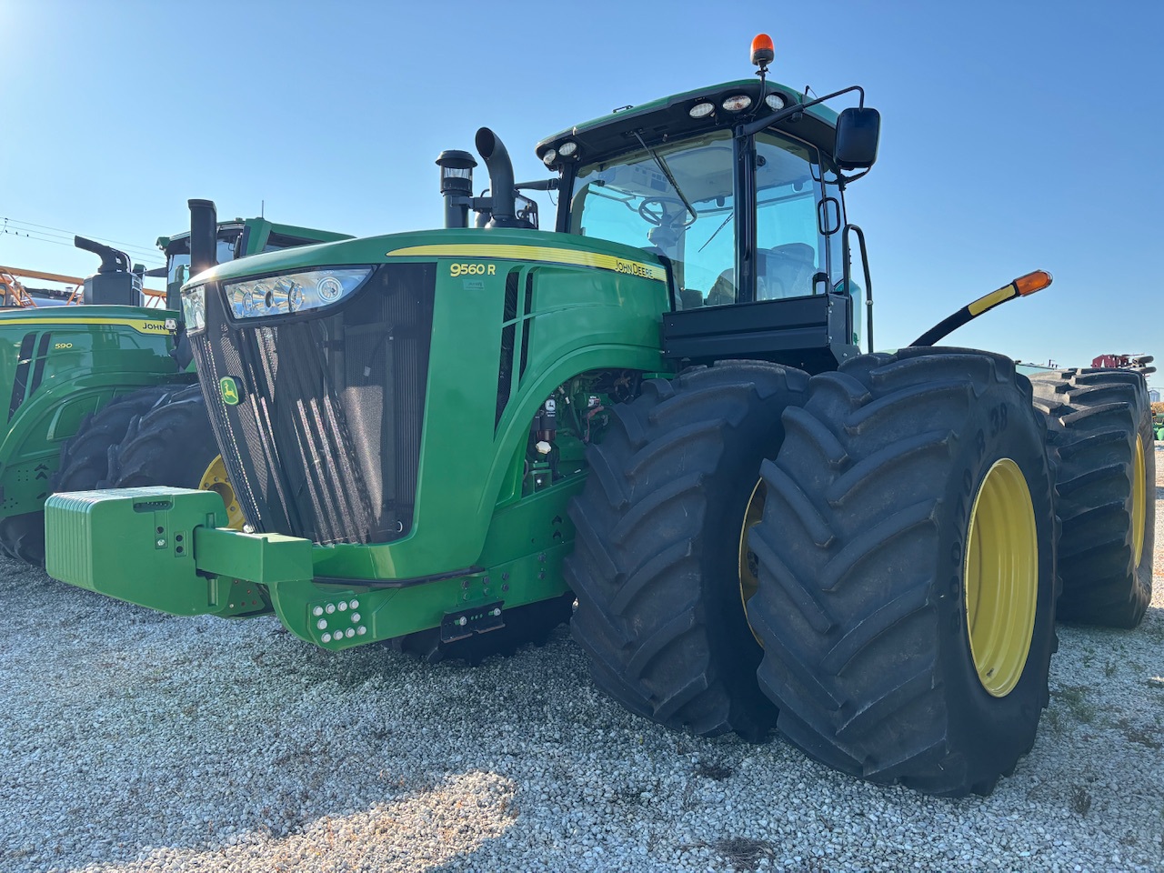  2014 John Deere 9560R at Heritage Tractor in Streator, IL