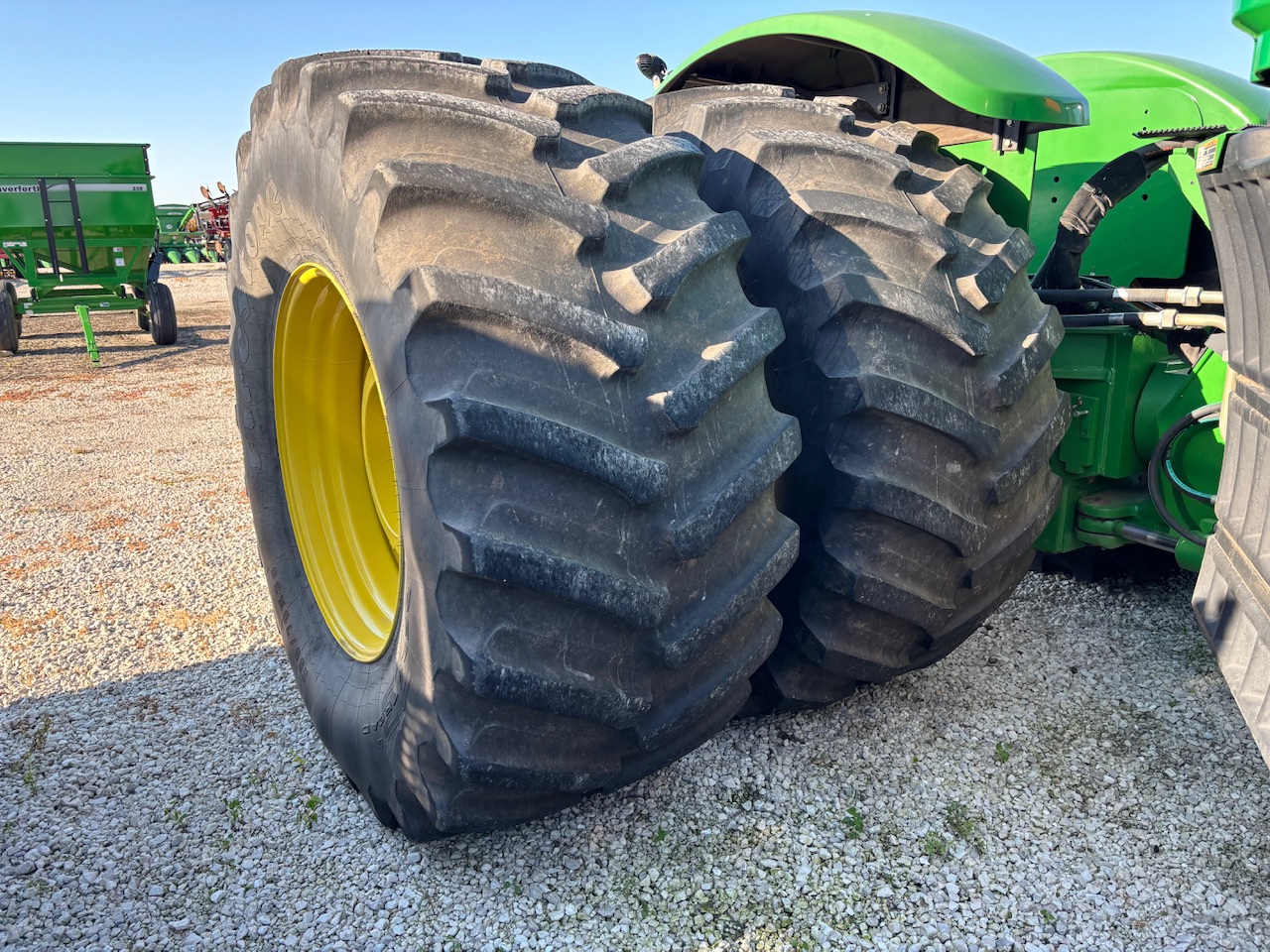  2014 John Deere 9560R at Heritage Tractor in Streator, IL