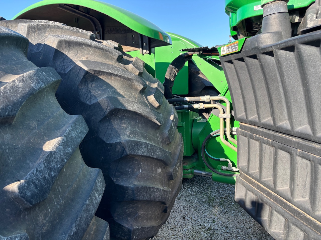  2014 John Deere 9560R at Heritage Tractor in Streator, IL