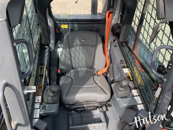 Photo of 2023 John Deere 324G