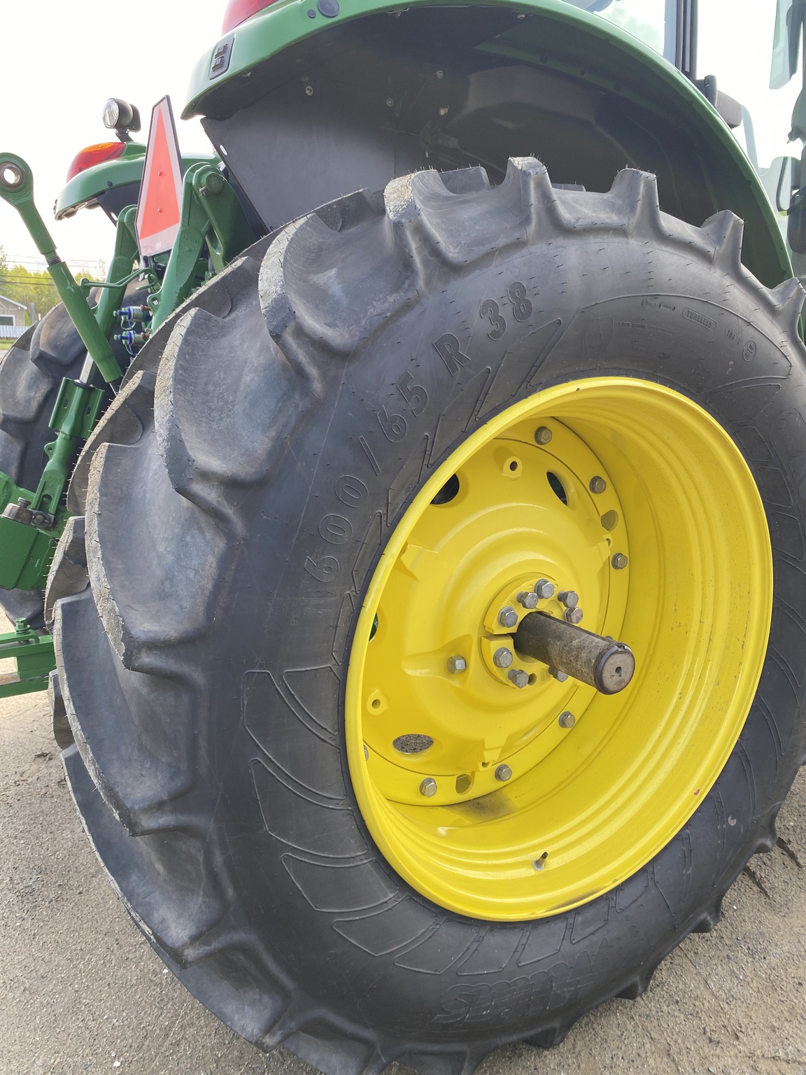 2024 John Deere 6155M Image 9