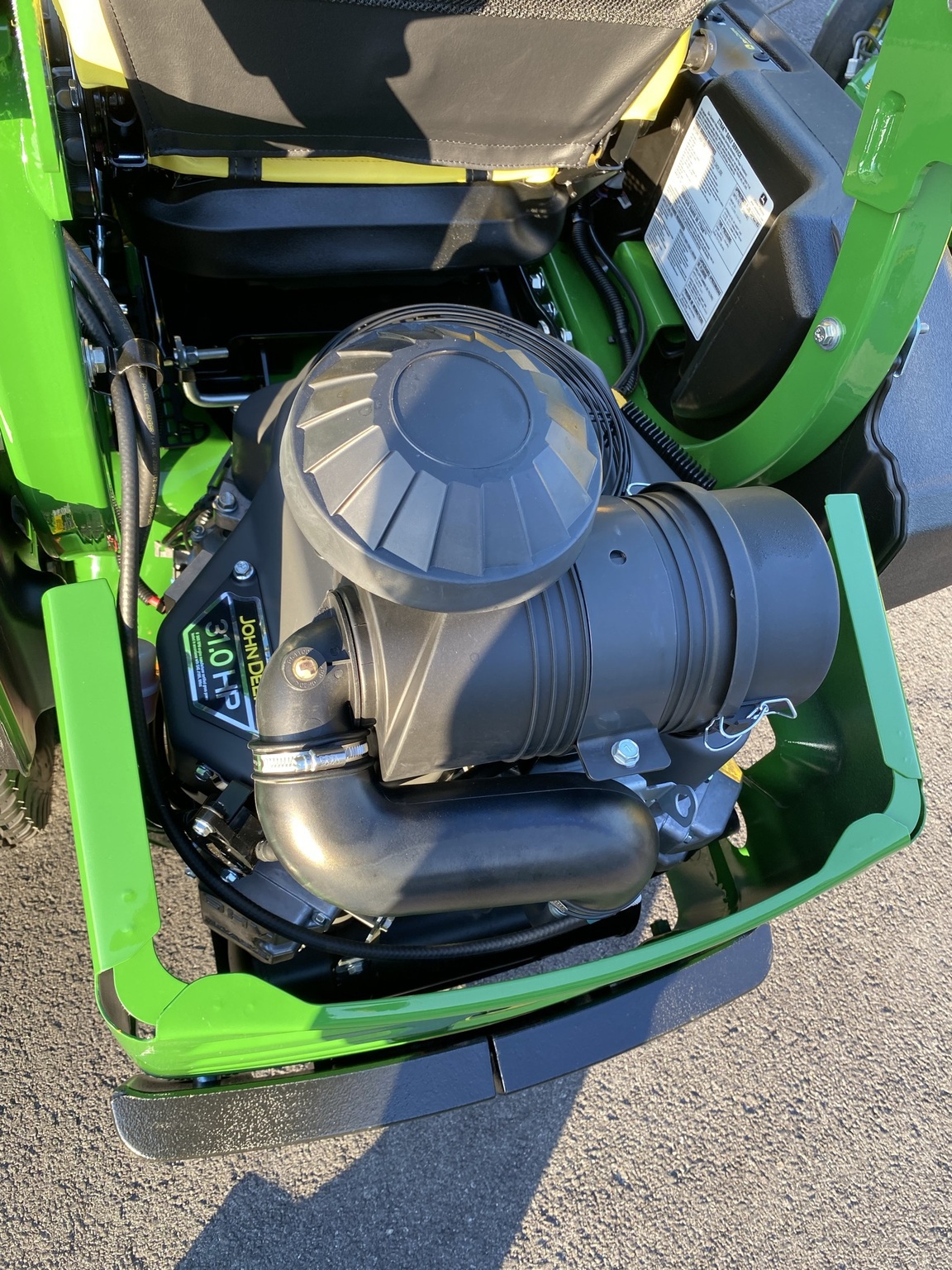 2025 John Deere Z960M Image 5
