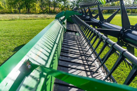 Used 2018 John Deere 645FD Combine Platforms at Koenig Equipment in Anna, OH - Photo14