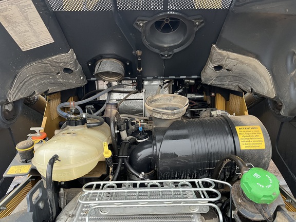 2024 John Deere 333G - Photo17