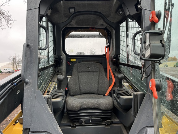 2024 John Deere 333G - Photo24