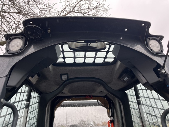 2024 John Deere 333G - Photo25