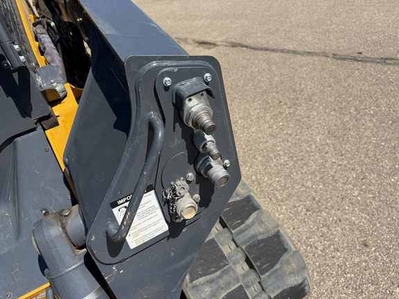 2024 John Deere 333G - Photo21