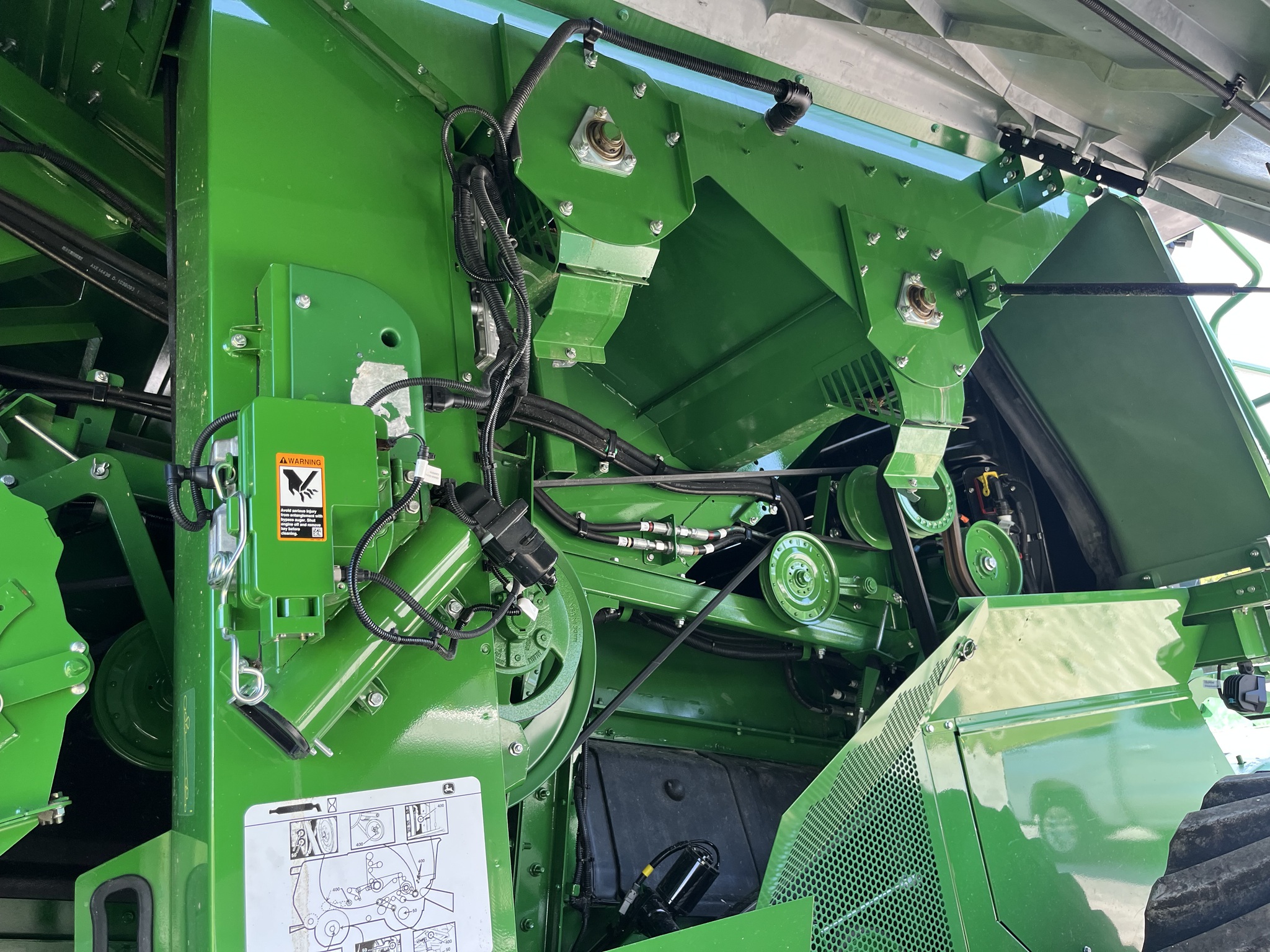 2024 John Deere S790 Image 9