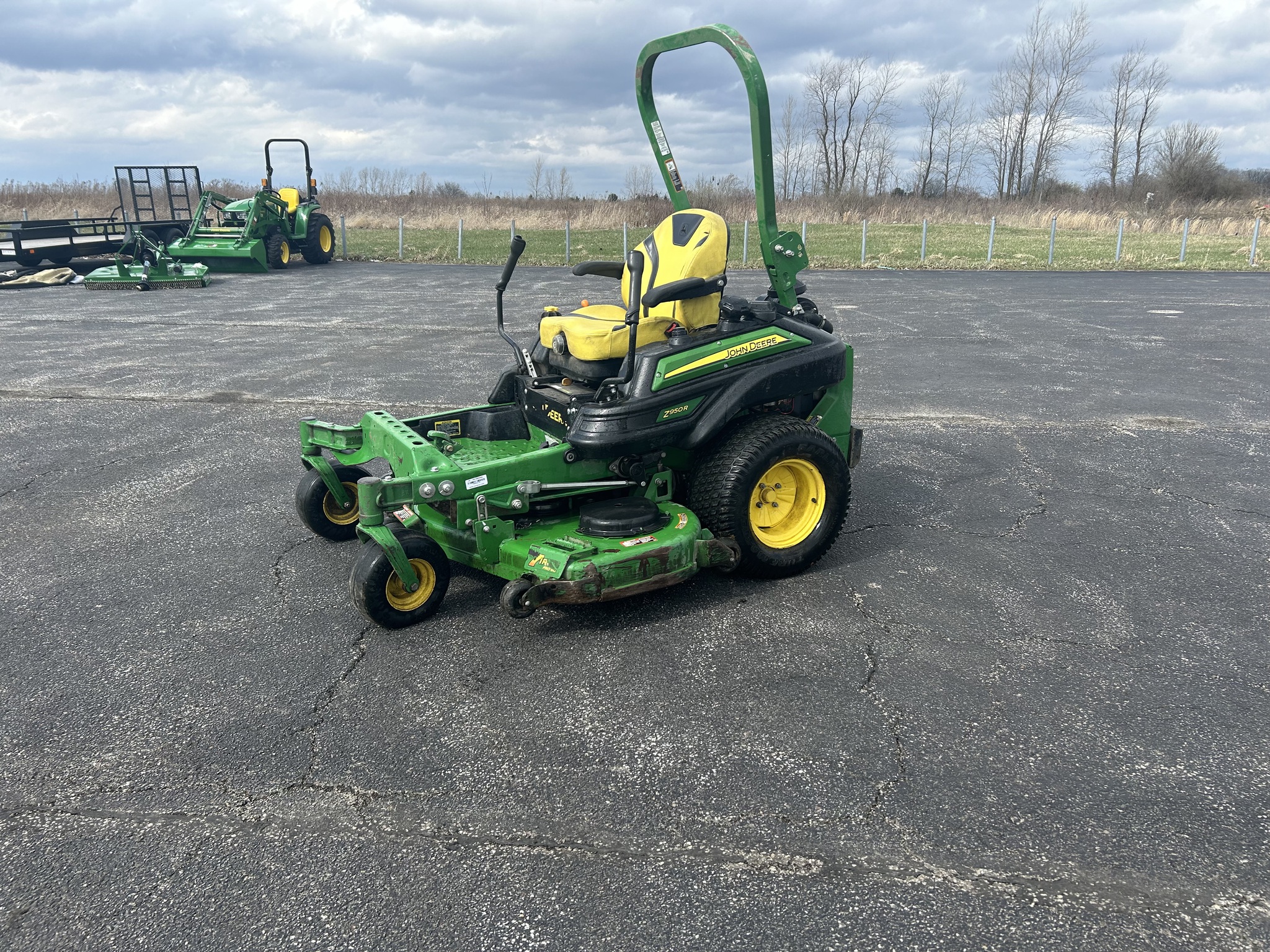 2020 John Deere Z950R Image 1
