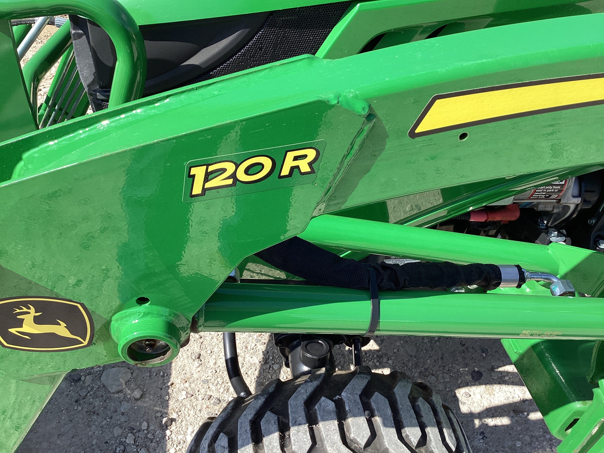 2022 John Deere 1023E Image 20