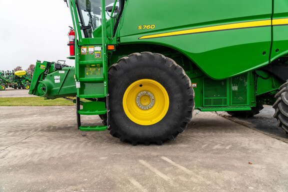 Used 2019 John Deere S760 Combines at Koenig Equipment in Anna, OH - Photo8