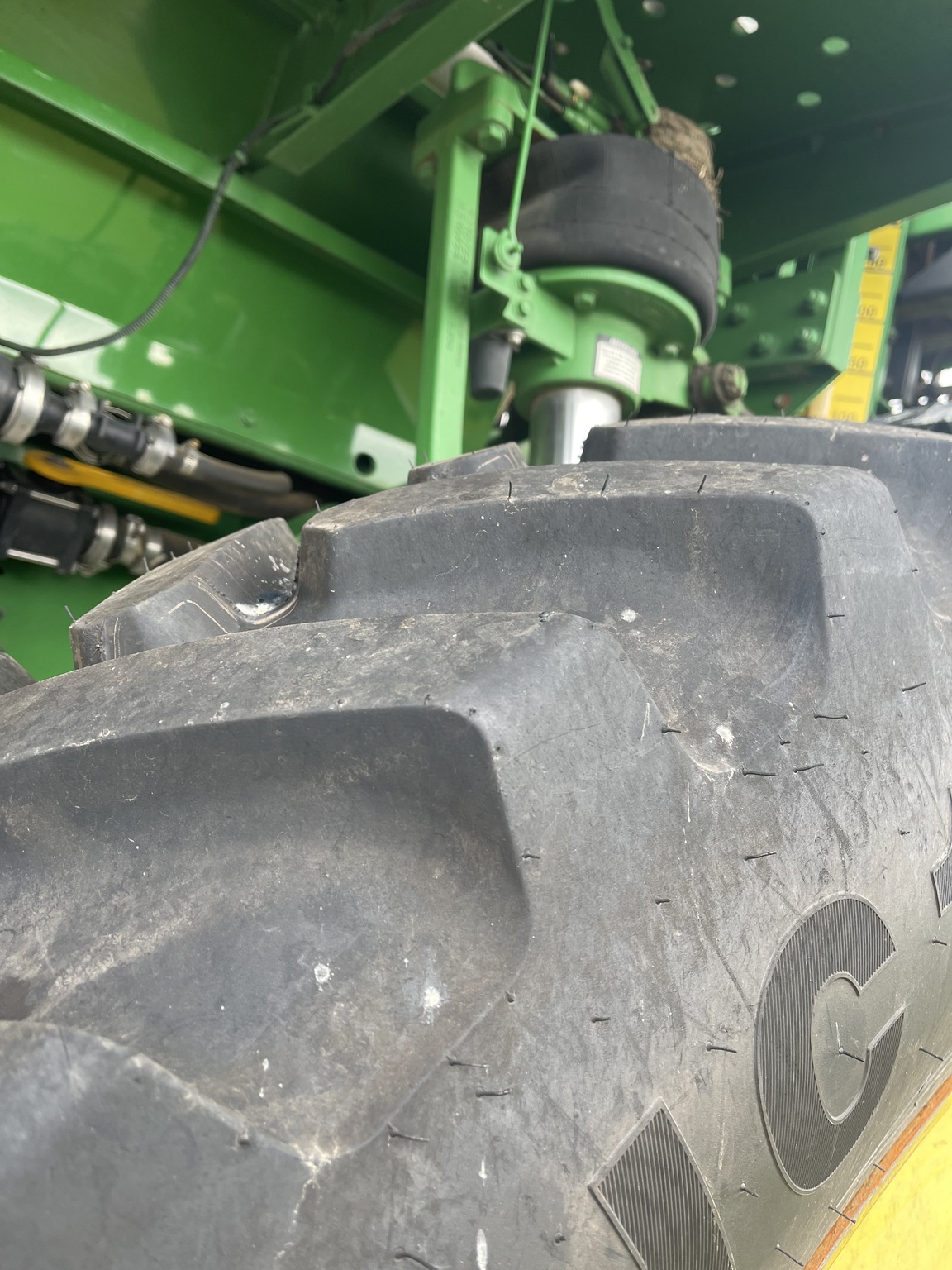 2011 John Deere 4830 Image 28