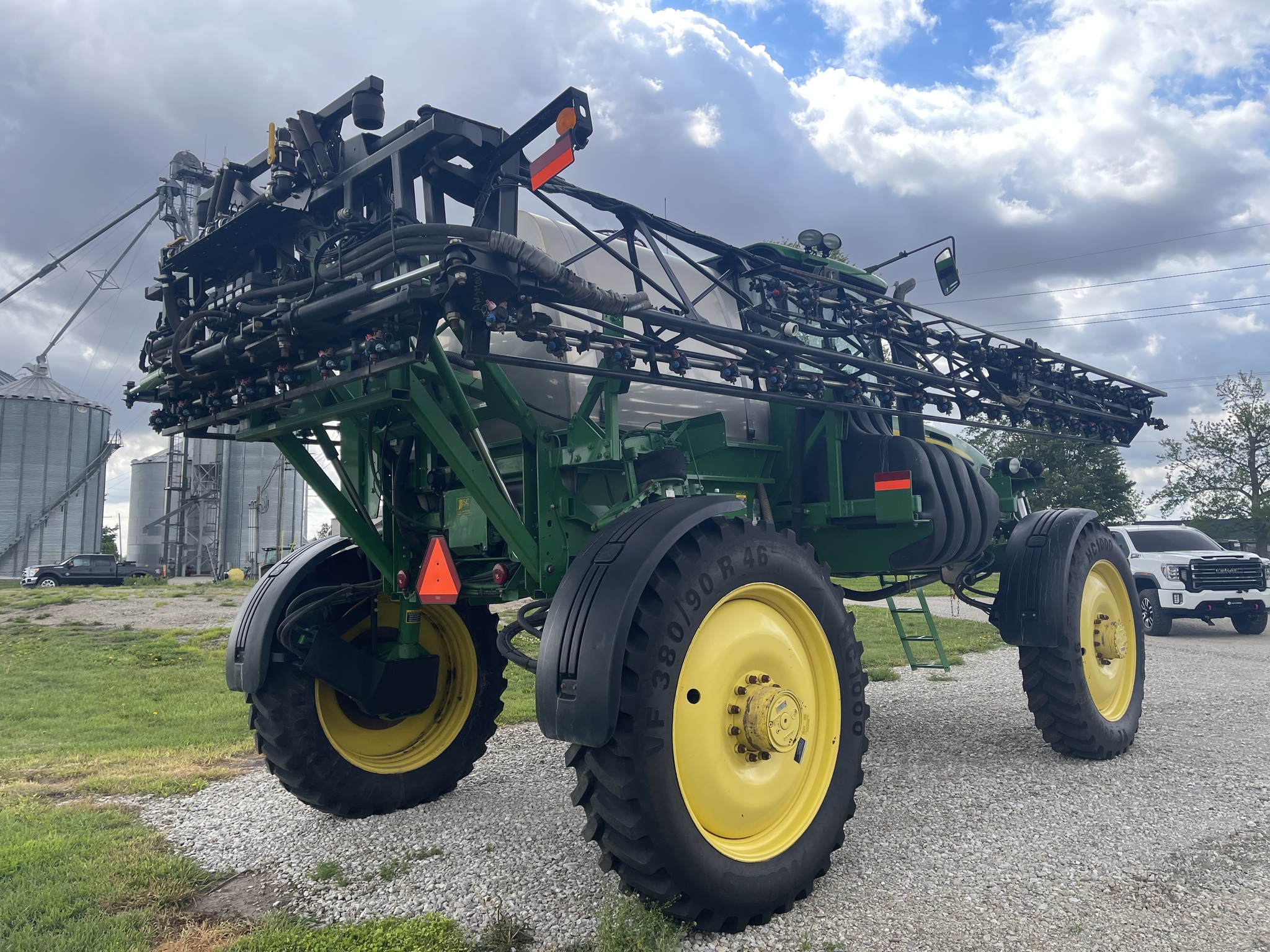 2011 John Deere 4830 Image 30