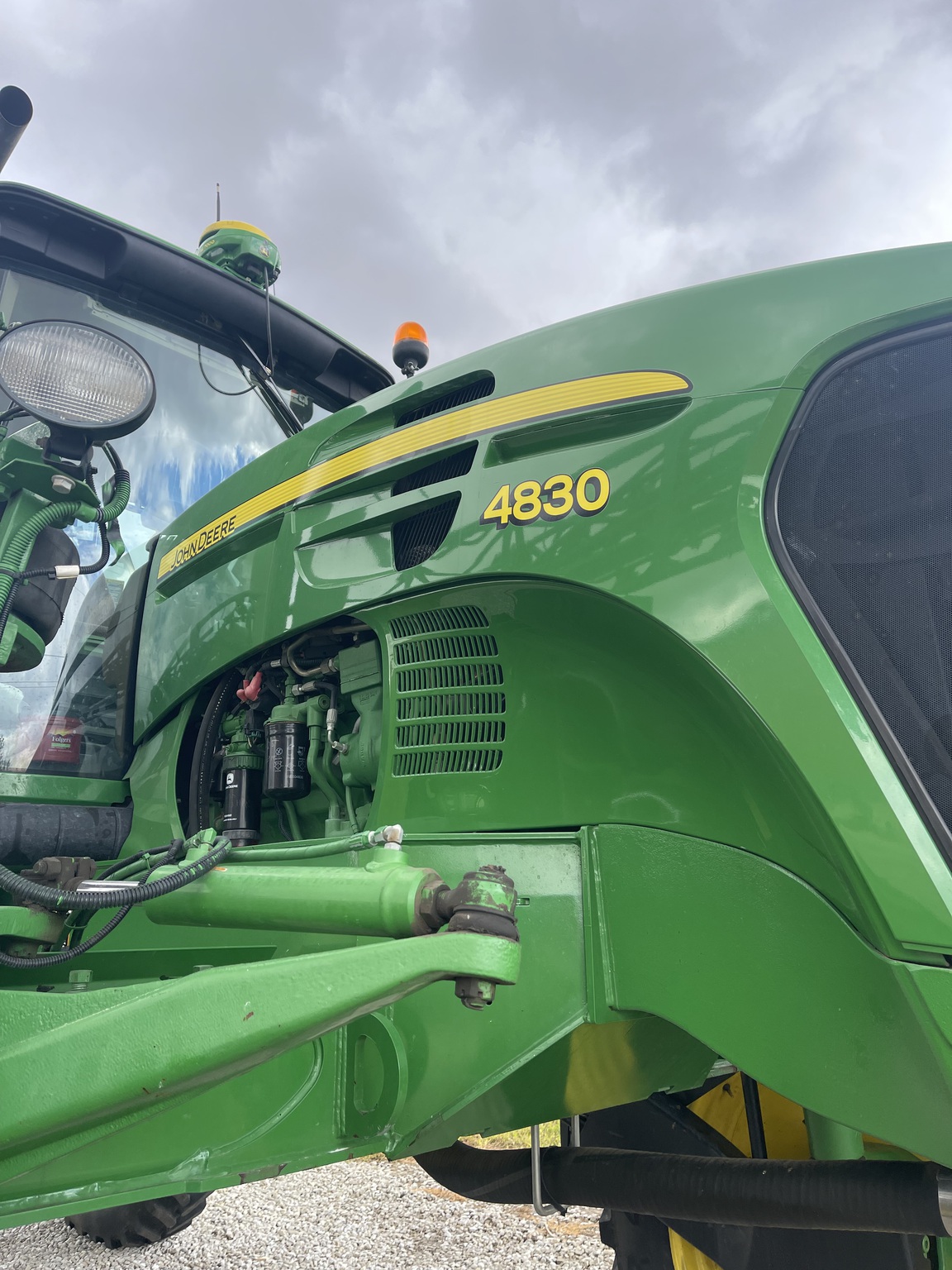 2011 John Deere 4830 Image 32