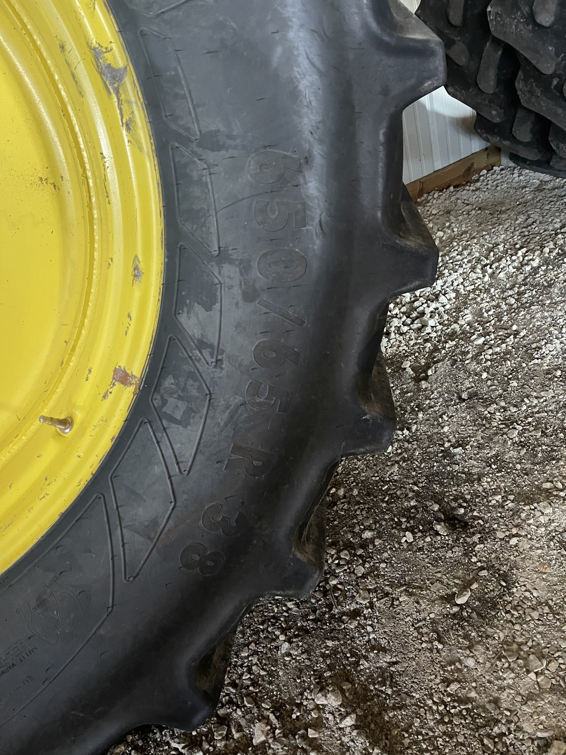 2011 John Deere 4830 Image 36