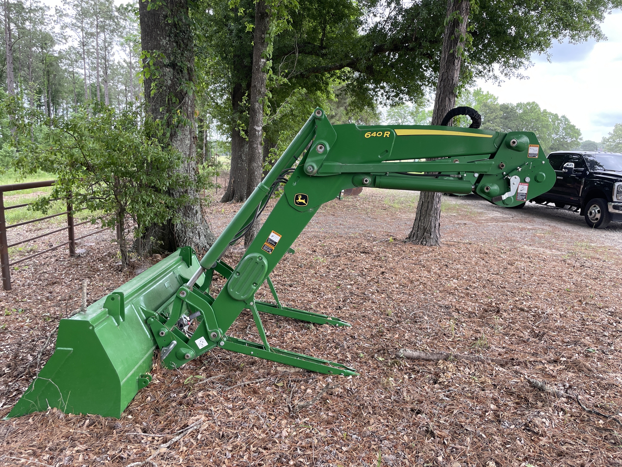 2015 John Deere 6145R Image 14
